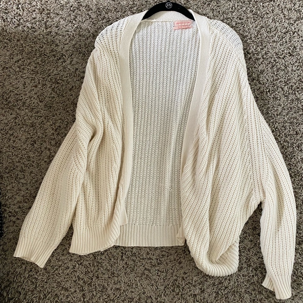 URBAN OUTFITTERS CARDIGAN